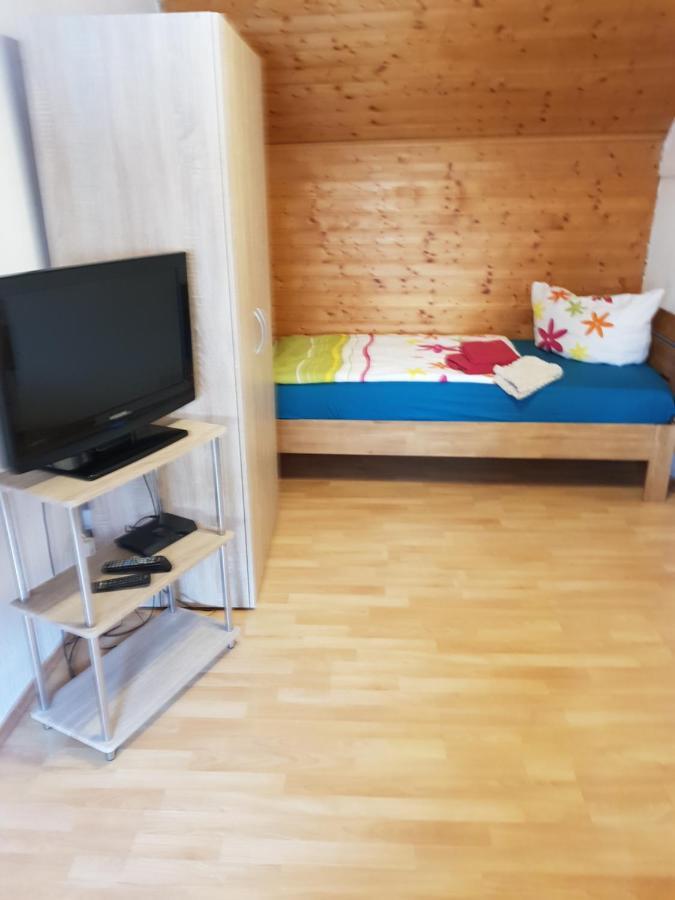 Gastehaus Nickolai Apartman Flomborn Kültér fotó